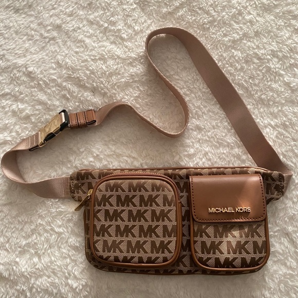 Hanover Michael Kors Fanny Pack - Picture 1 of 2